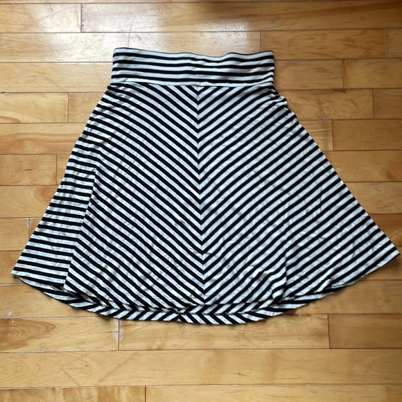 Joe fresh skirt - Picture 1 of 2
